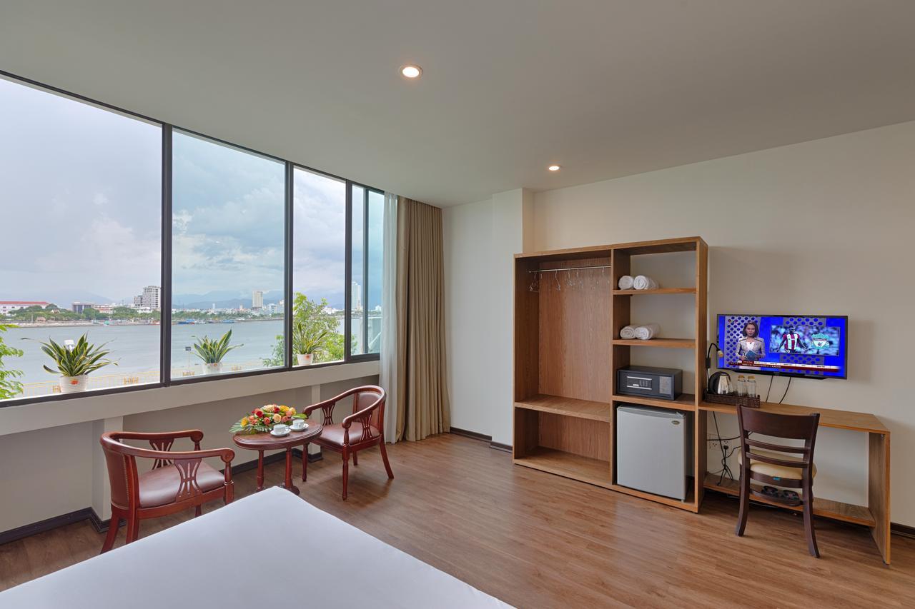 ไวทาลิส ริเวอร์ไซด์ โฮเต็ล Hotel ดานัง ภายนอก รูปภาพ
